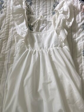 Lulus White babydoll dress with ruffled straps and tie back size small